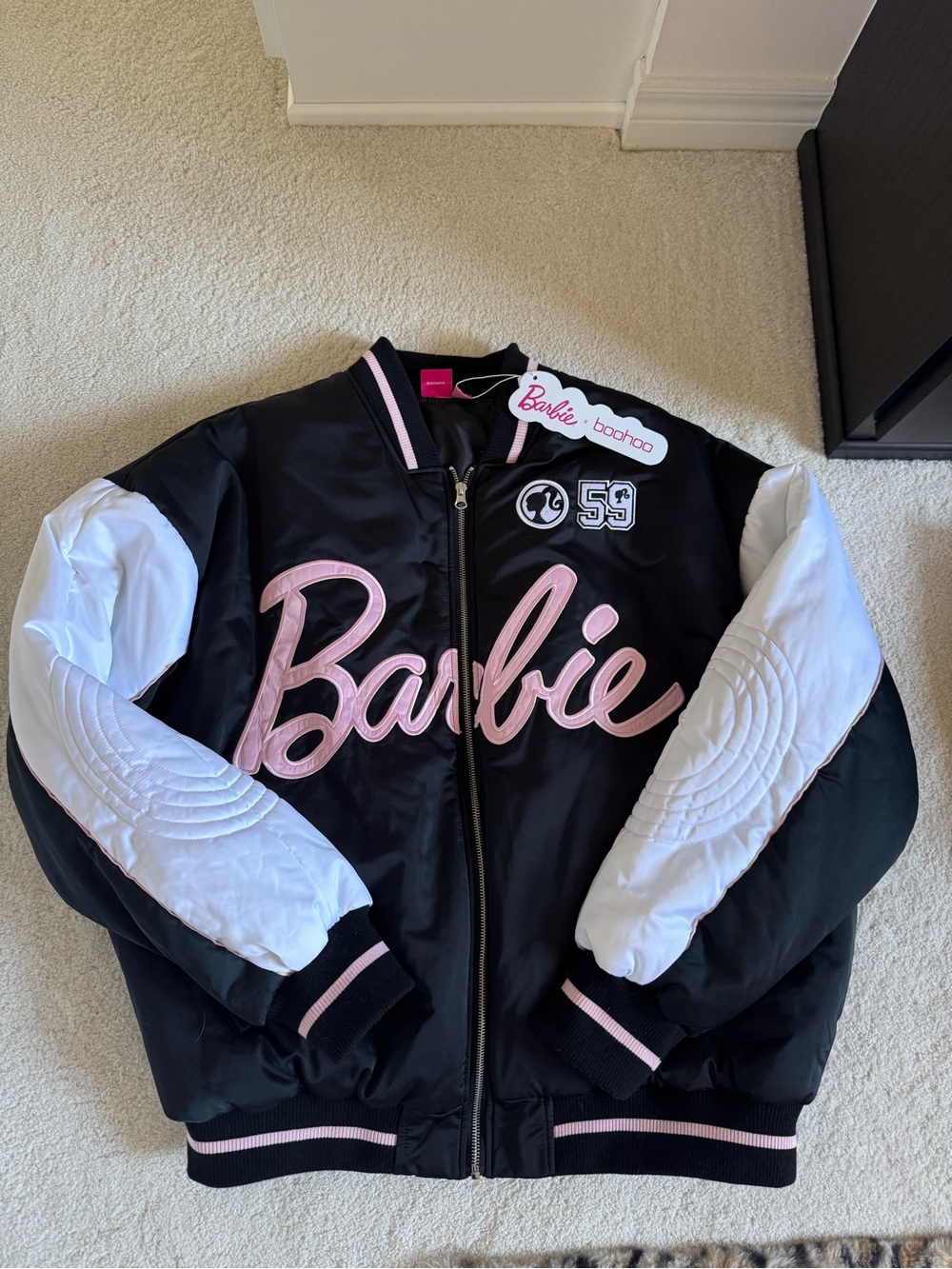 Barbie x Boohoo NWT Bomber Jacket - Picture 4 of 7